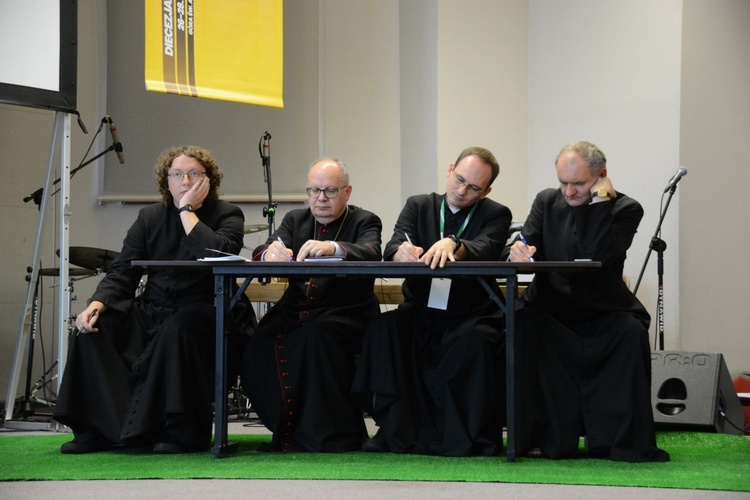 Synod na "Ławce Go"