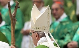 Obrady synodu czasem "pociechy i nadziei"