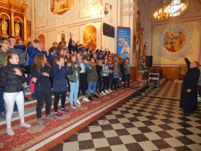 Apel Młodych w Opocznie