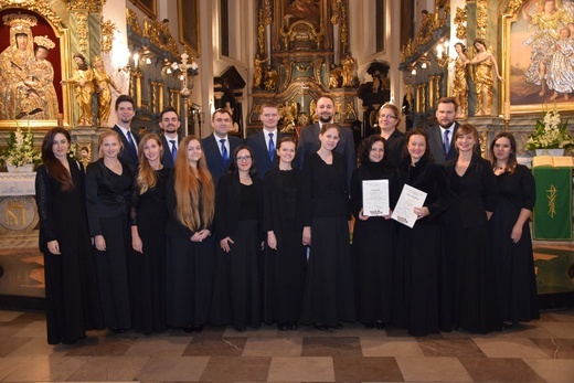 Koncert Finałowy II Ogólnopolskiego Festiwalu Muzyki Chóralnej im. M. Zieleńskiego w Łowiczu