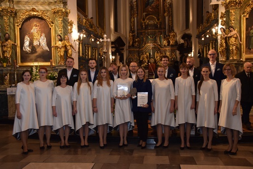 Koncert Finałowy II Ogólnopolskiego Festiwalu Muzyki Chóralnej im. M. Zieleńskiego w Łowiczu