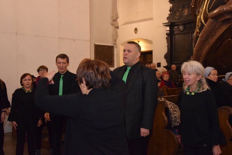 Koncert Finałowy II Ogólnopolskiego Festiwalu Muzyki Chóralnej im. M. Zieleńskiego w Łowiczu