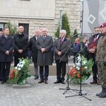 Odsłonięcie pomnika J. Piłsudskiego w Nowym Sączu