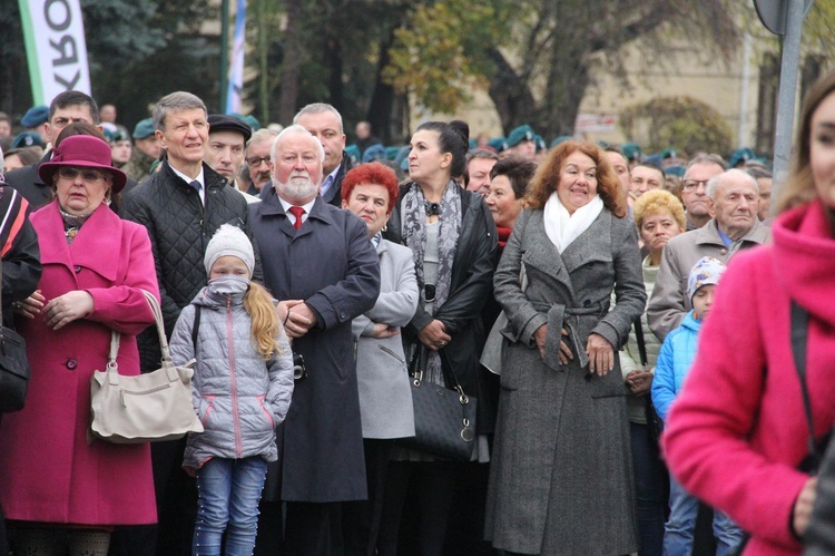 Odsłonięcie pomnika J. Piłsudskiego w Nowym Sączu