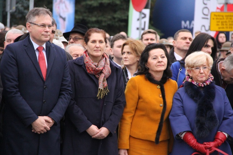 Odsłonięcie pomnika J. Piłsudskiego w Nowym Sączu