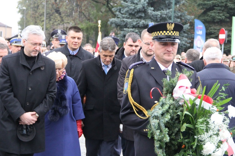 Odsłonięcie pomnika J. Piłsudskiego w Nowym Sączu