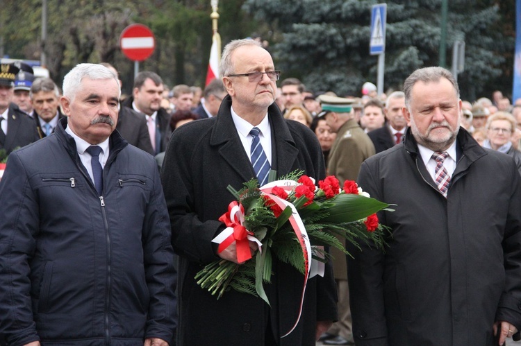 Odsłonięcie pomnika J. Piłsudskiego w Nowym Sączu