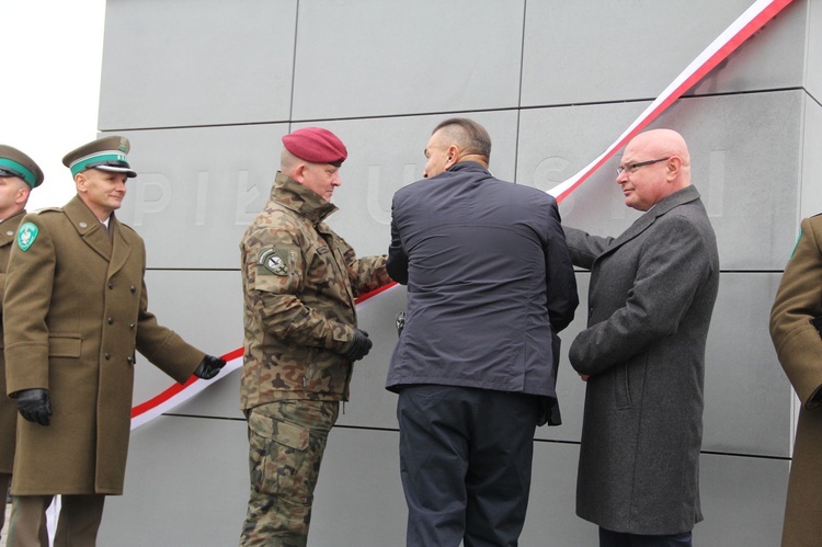 Odsłonięcie pomnika J. Piłsudskiego w Nowym Sączu