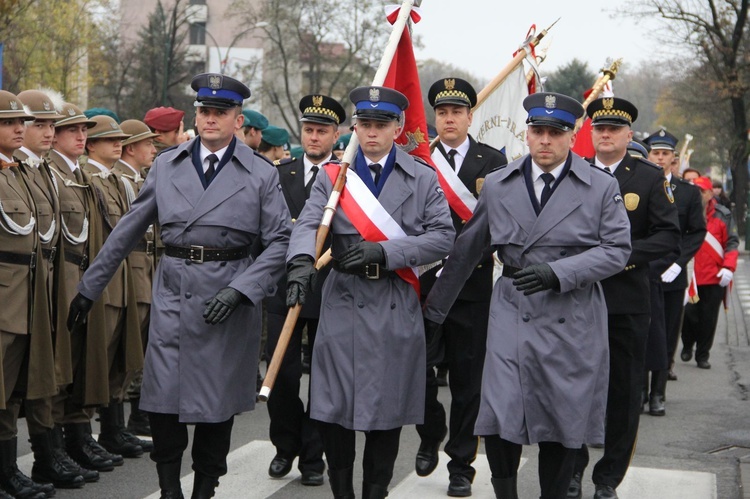 Odsłonięcie pomnika J. Piłsudskiego w Nowym Sączu