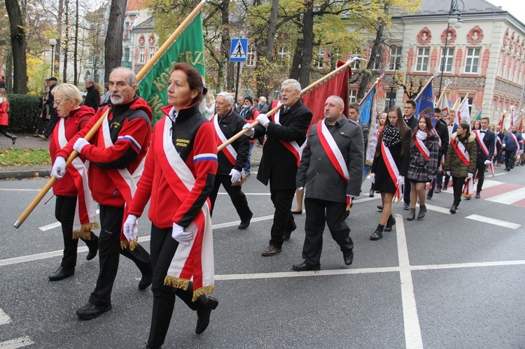 Odsłonięcie pomnika J. Piłsudskiego w Nowym Sączu