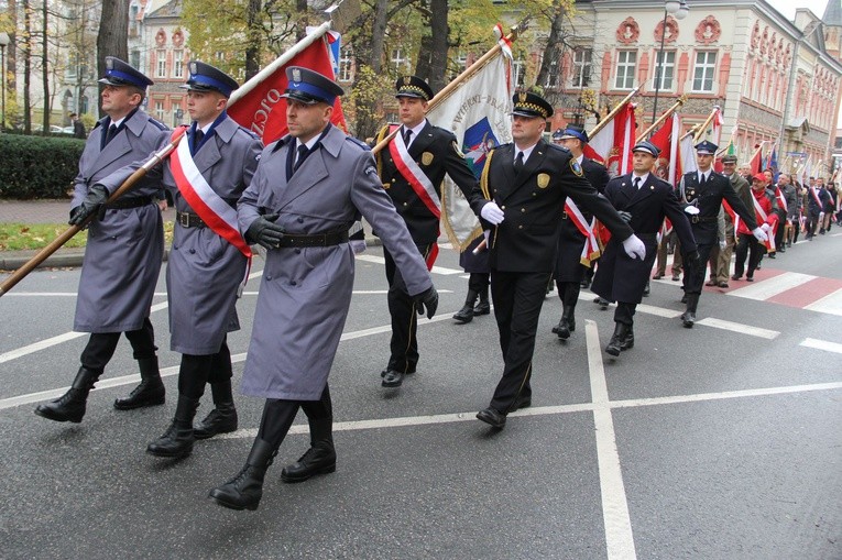 Odsłonięcie pomnika J. Piłsudskiego w Nowym Sączu