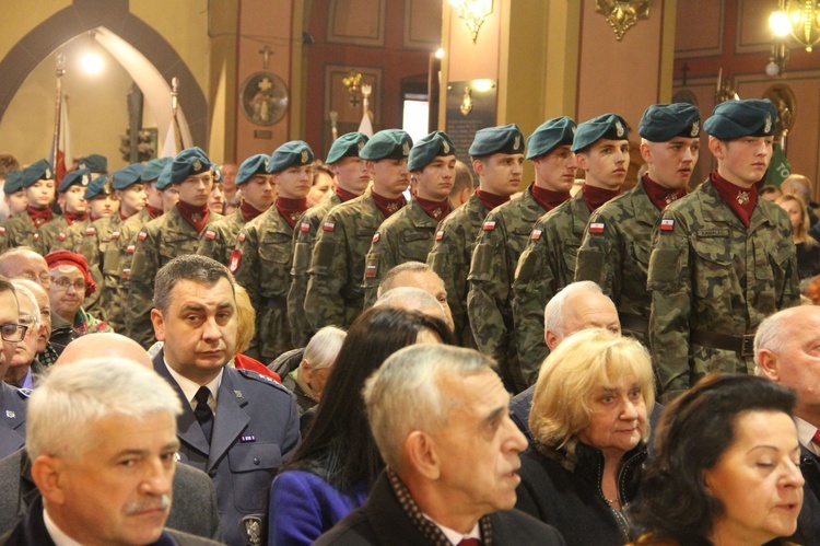 Odsłonięcie pomnika J. Piłsudskiego w Nowym Sączu