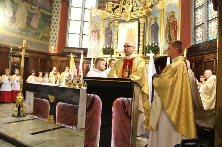 Odsłonięcie pomnika J. Piłsudskiego w Nowym Sączu