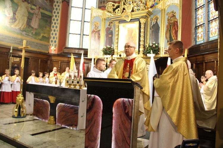 Odsłonięcie pomnika J. Piłsudskiego w Nowym Sączu