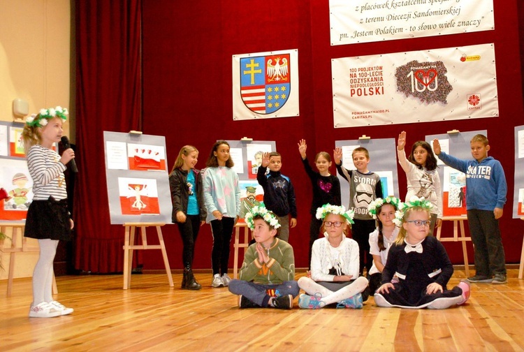 Występy na scenie Katickiego Domu Kultury