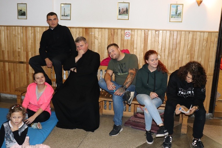 Wieczór ze świętymi, który...