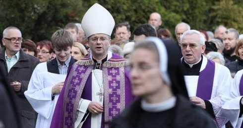 Wszystkich Świętych i Dzień Zaduszny