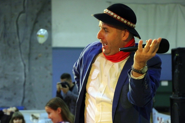 Holy Wins w Wołowie