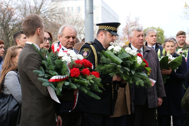 Krzyż straceń odnowiony