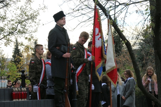 Krzyż straceń odnowiony