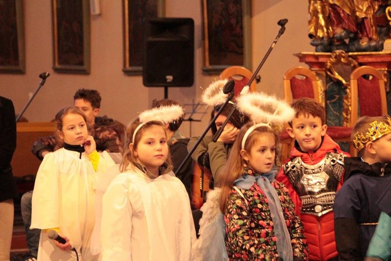 Święci na ulicach Nowej Soli