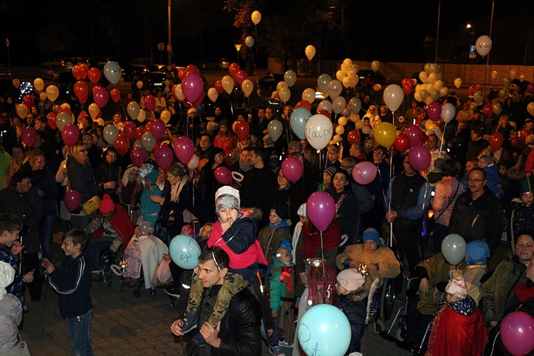 Marsz Wszystkich Świętych w Kątach Wrocławskich 2018