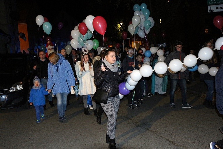 Marsz Wszystkich Świętych w Kątach Wrocławskich 2018