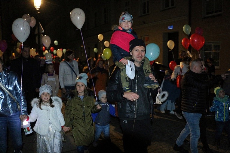 Marsz Wszystkich Świętych w Kątach Wrocławskich 2018
