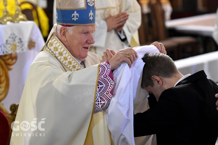 Nałożenie tunik I rokowi i rozpoczęcie kandydatury przez rok V