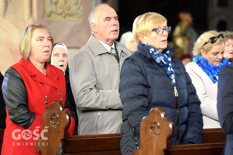 Nałożenie tunik I rokowi i rozpoczęcie kandydatury przez rok V