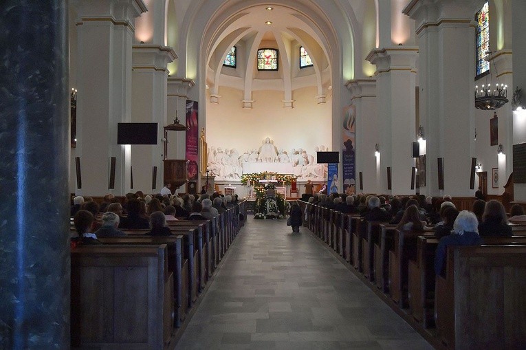 Pogrzeb ks. Wojciecha Łosia w Nowym Targu cz. 2