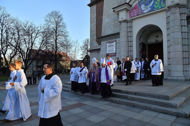 Pogrzeb ks. Wojciecha Łosia w Nowym Targu cz. 2