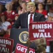 Trump: USA mogą wysłać 15 tys. żołnierzy na granicę z Meksykiem