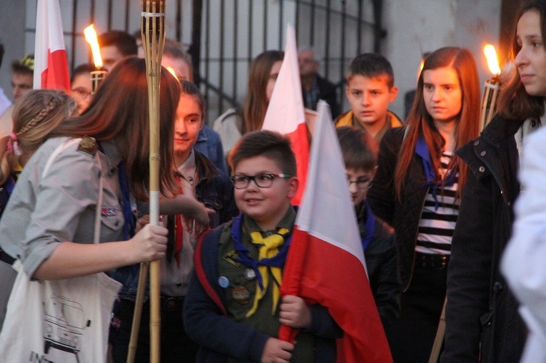 Dębicki Pochód Świętych