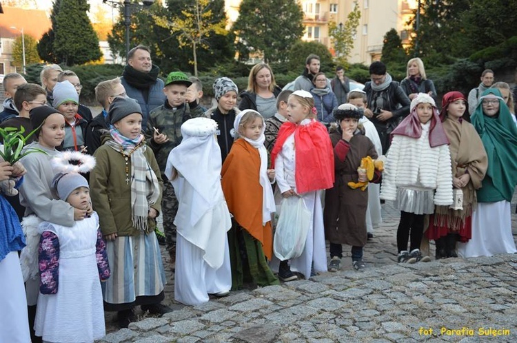 Korowód świętych w Sulęcinie