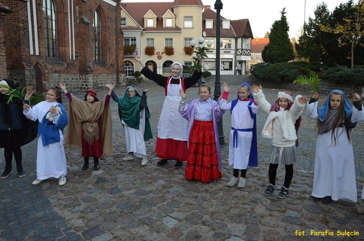 Korowód świętych w Sulęcinie