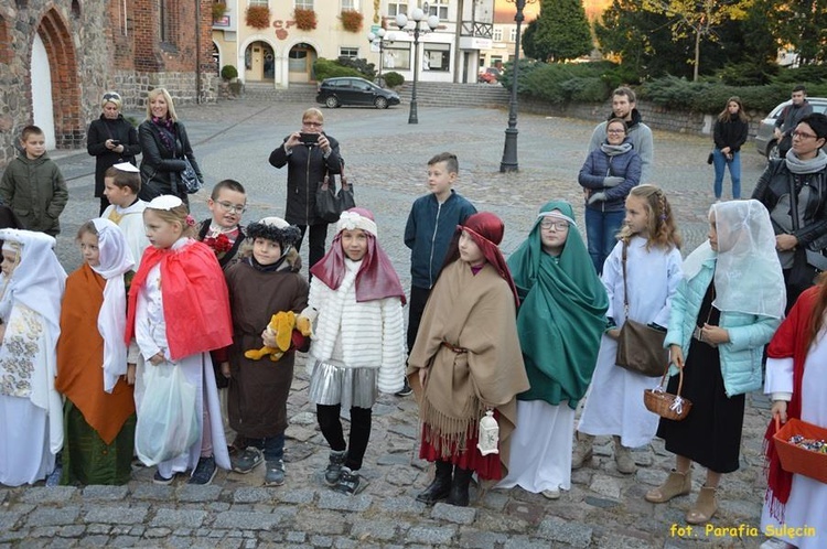 Korowód świętych w Sulęcinie