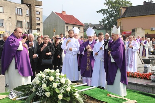 Pogrzeb ks. kan. Leopolda Zielaski