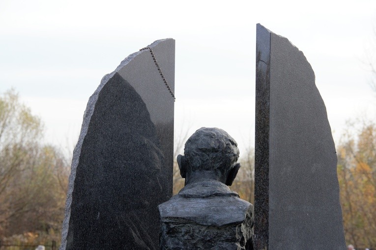 Uroczystość Wszystkich Świętych na cmentarzu Salwatorskim