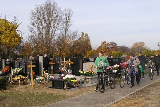 Cmentarz Północny 1 listopada