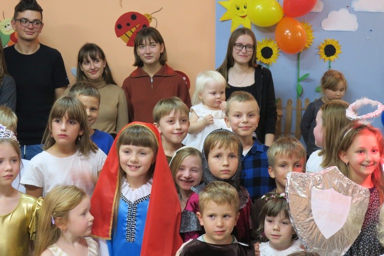 Bal Świętych w par. św. O. Pio w Gdańsku