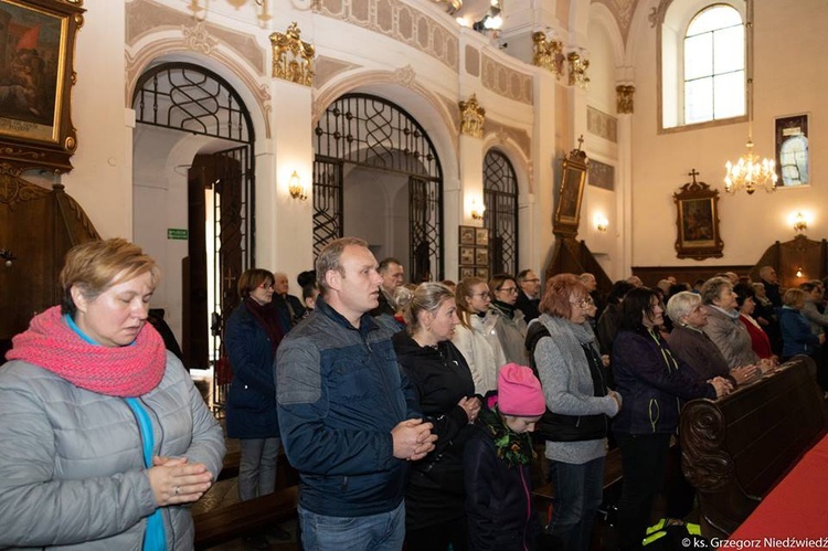 Pielgrzymka do Rokitna dekanatu Gorzów - Chrystusa Króla