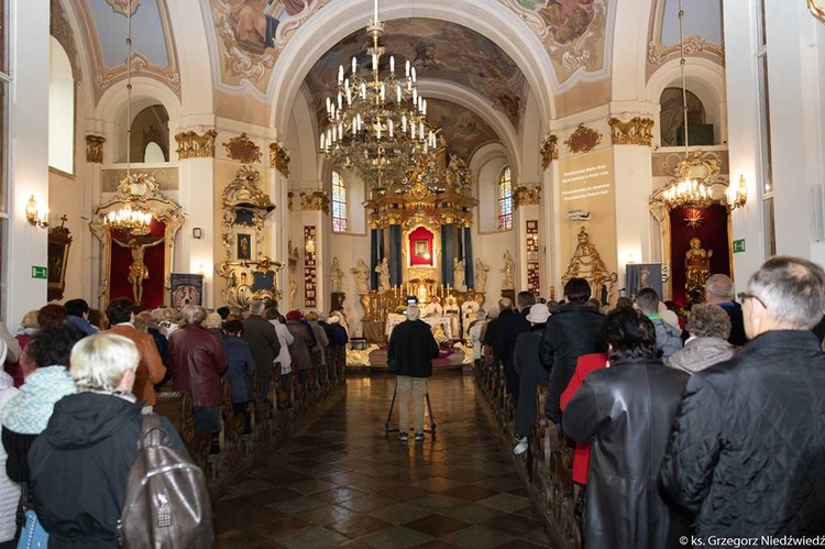 Pielgrzymka do Rokitna dekanatu Gorzów - Chrystusa Króla