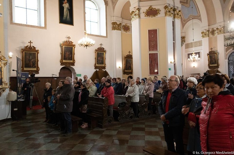 Pielgrzymka do Rokitna dekanatu Gorzów - Chrystusa Króla