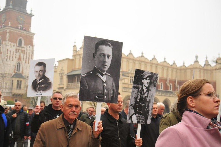 V Krakowskie Zaduszki za Żołnierzy Wyklętych-Niezłomnych Cz. 2