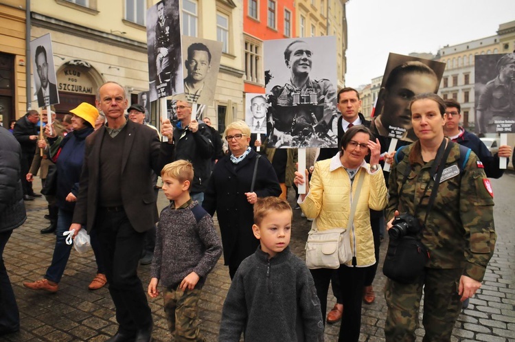 V Krakowskie Zaduszki za Żołnierzy Wyklętych-Niezłomnych Cz. 2