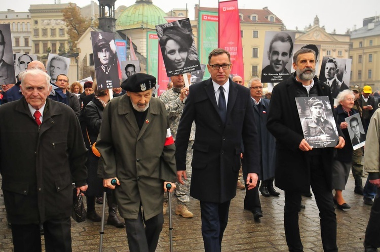 V Krakowskie Zaduszki za Żołnierzy Wyklętych-Niezłomnych Cz. 2