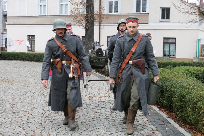 Piknik historyczny w Radomiu