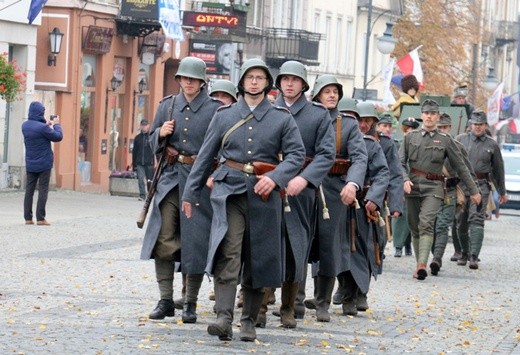 Piknik historyczny w Radomiu