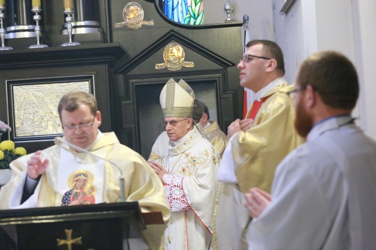 Abp Mokrzycki w Borzęcinie Dolnym